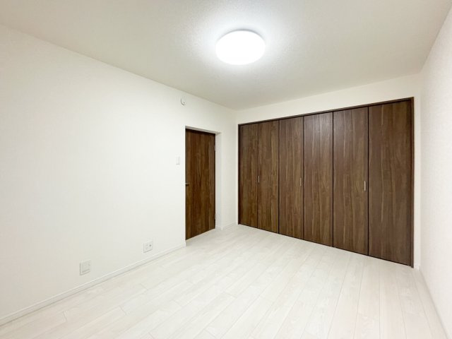 名谷１９団地８５号棟の洋室|南側洋室約6帖