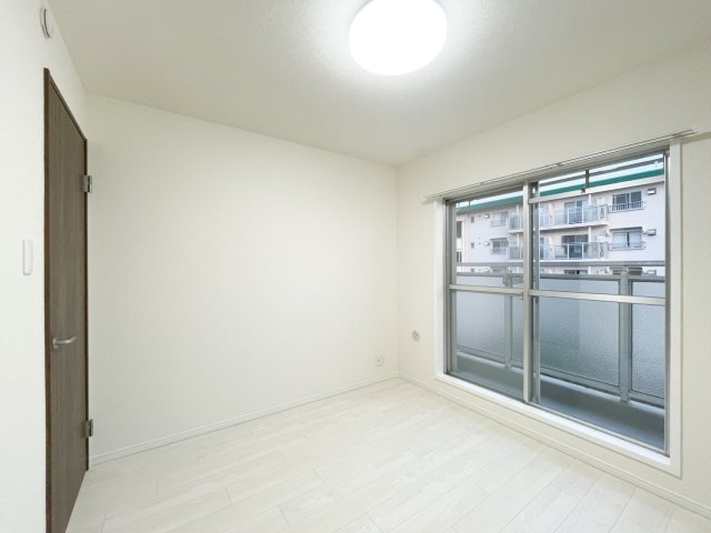 名谷１９団地８５号棟の洋室|洋室約4.5帖