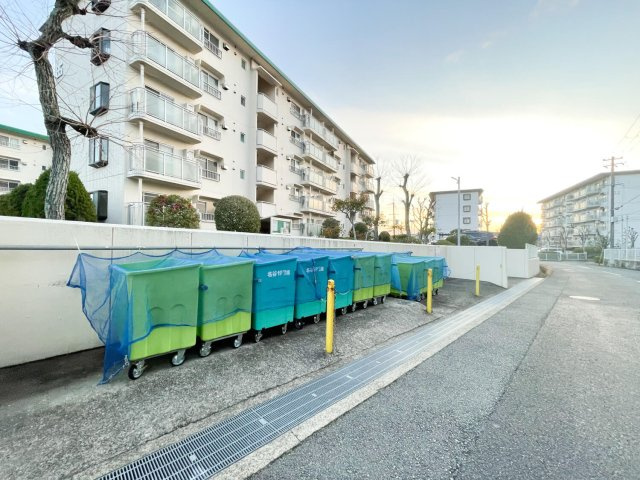 名谷１９団地８５号棟のその他|ゴミステーション