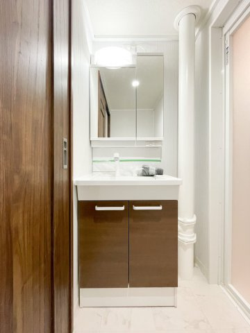 名谷１９団地８５号棟の独立洗面台