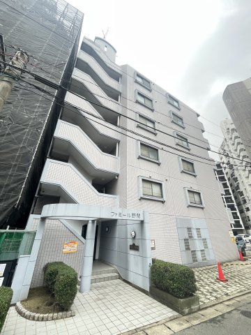 ファミール野間の外観