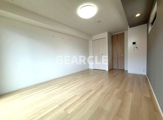 【寝室】 | たばさはうすⅡ | 落ち着いて過ごせるお部屋なので、寝室にいかがでしょうか