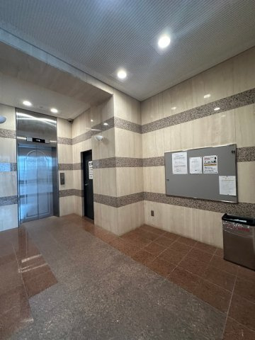 プレシャス博多駅Ａのロビー
