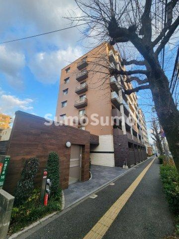メルベーユ高宮駅前の外観
