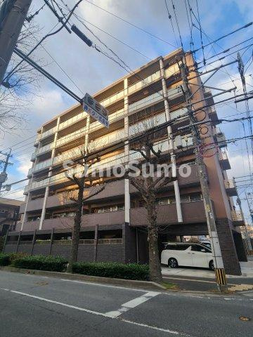 メルベーユ高宮駅前の外観