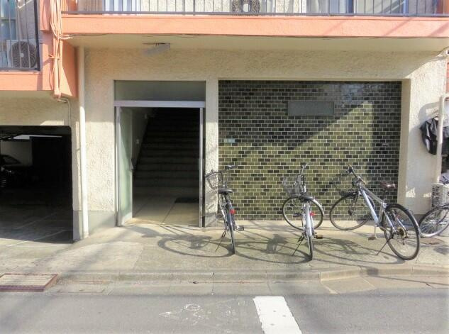 マンションフェニックスのエントランス| 