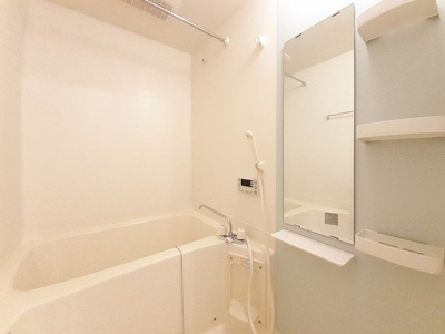 【浴室】 | フェアリーローズ | 落ち着いた空間のお風呂です