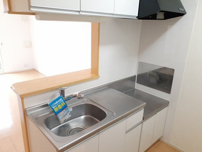 【キッチン】 | プロムナード高田Ｃ | コンパクトなキッチンで掃除もラクラク