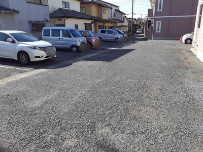 【駐車場】 | ソリアードテルゾォ | 駐車場完備です