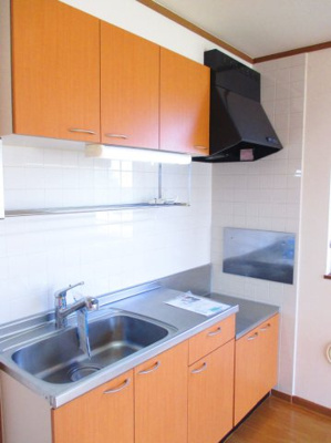 【キッチン】 | アキラハイツ | コンパクトなキッチンで掃除もラクラク