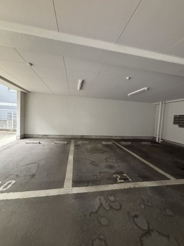 マノアール大橋の駐車場