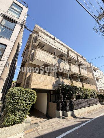 渋谷区代々木５丁目の賃貸マンションの外観