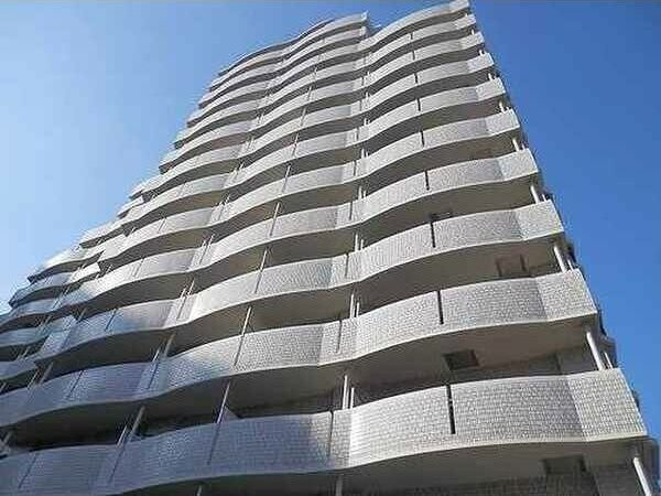 ライオンズマンション天神南の外観