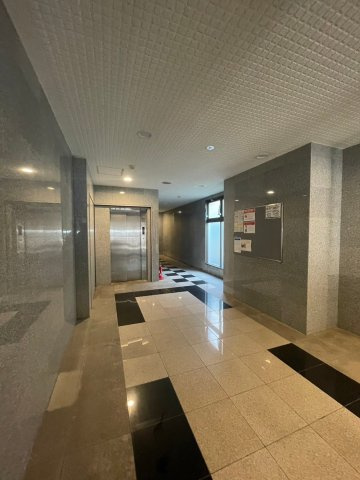 ラフィーネ博多駅前のロビー|シンプルで使いやすい玄関です