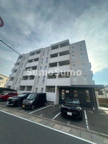 リアンレガーロ井尻ステーションEAST館の外観