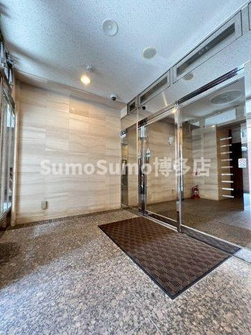 ラフィネス薬院ウエストタワーのエントランス|建物の内部です