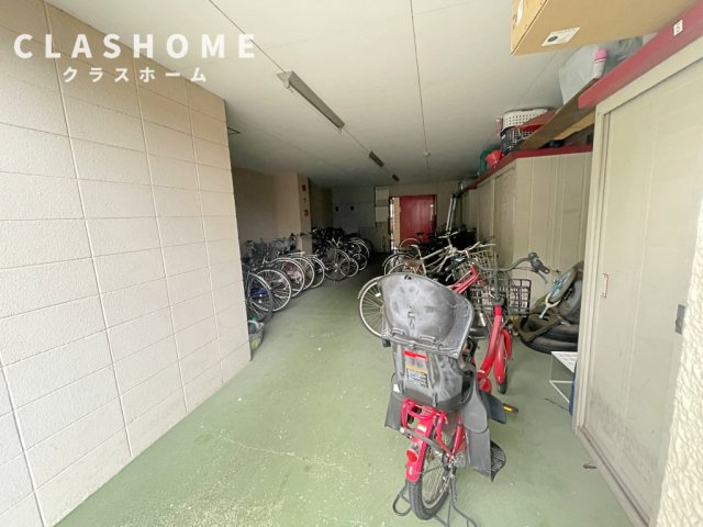 御幸レジデンスのロビー