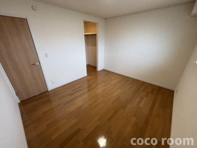 フォレストメゾン　和の洋室