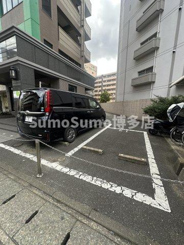ベリーテの駐車場