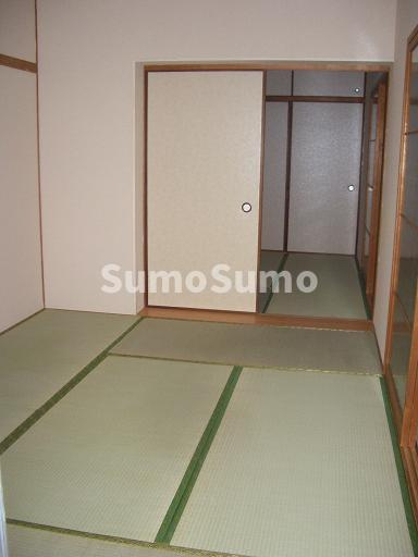 メゾン川上の和室