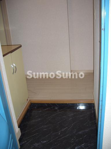 メゾン川上の玄関