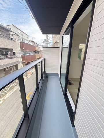 江戸川区平井７丁目　新築戸建て全2棟のバルコニー