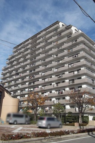 ラビデンス小牧北館の外観|名鉄小牧線「小牧原」駅徒歩約7分。