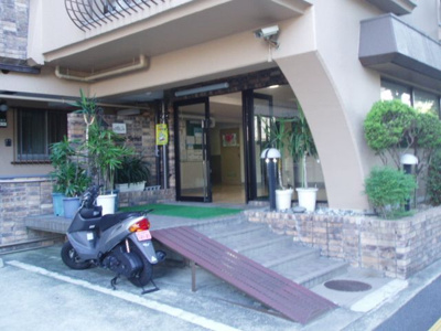  | グリーンハウス千里 | マンション入口