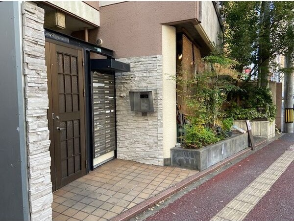 ルエメゾンロワール六本松の外観