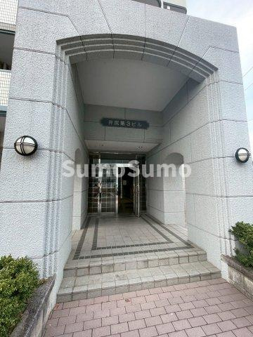 井尻第3ビルのエントランス