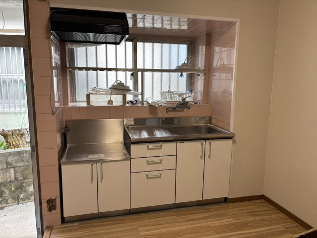 西仲宗根43-2　中古戸建のキッチン