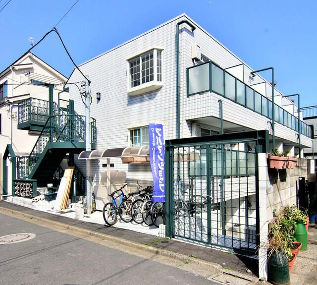 東が丘ハイツの外観| 