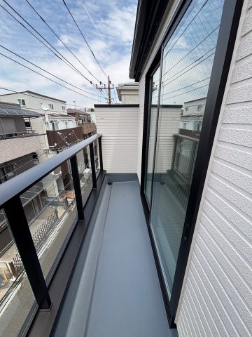 江戸川区平井７丁目　新築戸建て全2棟のバルコニー