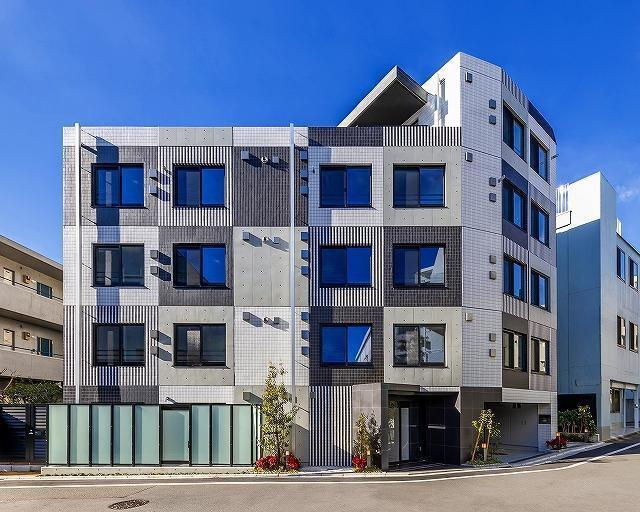 ルネサンスコート桜新町の外観