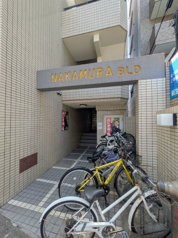 中村ビルの駐車場