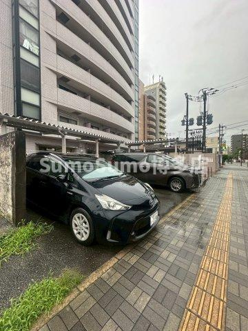 県庁前シティピアエクセル30の駐車場