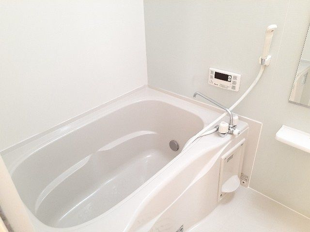 ヌーベル　メゾンの浴室|お風呂で日々の疲れを落としましょう