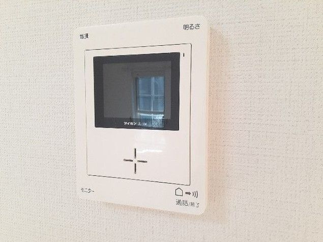 ヌーベル　メゾンのセキュリティ|モニター付きインターホンです