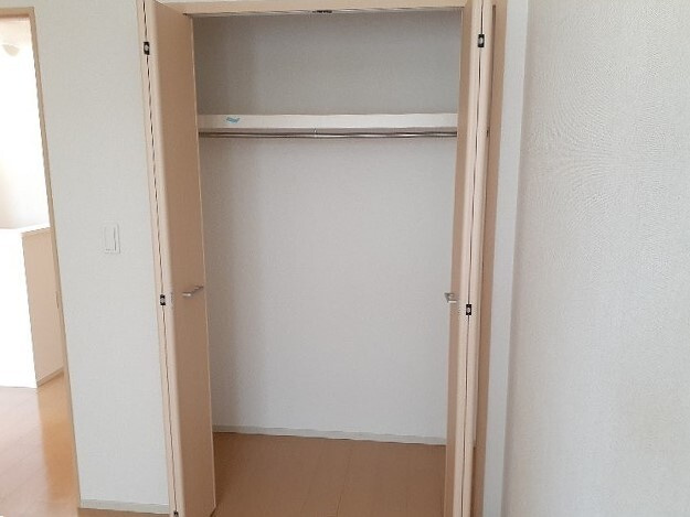 ノーブル港西　Ⅱの収納|大きなものも収納できそうです