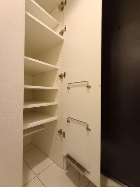 クレイシアIDZ祐天寺の収納