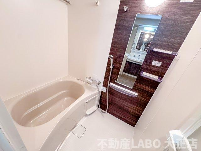 Louis Residence 弁天町 の浴室