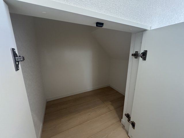 糸満市喜屋武　第6（全3棟）2号棟の収納|2号棟　階段下収納付き♪