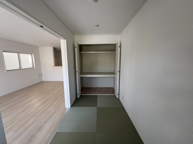 糸満市喜屋武　第6（全3棟）2号棟の和室|2号棟　和室4帖＋収納付き♪