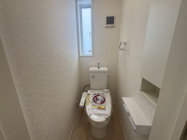 糸満市喜屋武　第6（全3棟）2号棟のトイレ|2号棟　温水洗浄便座♪