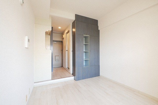 大阪市都島区都島南通２丁目の賃貸マンションの居間・リビング