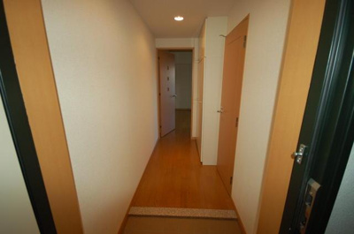 【玄関】 | ライツェント石島 |  