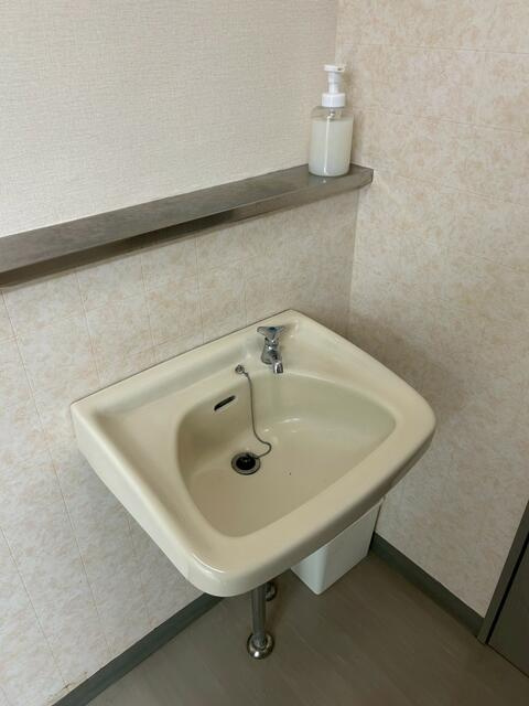 取手・優ビルの洗面所| 
