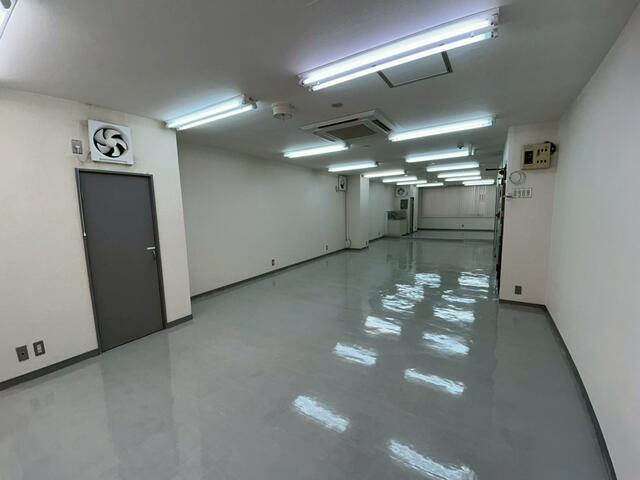 取手・優ビルのロビー| 