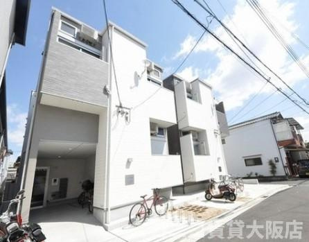 東大阪市長田２丁目のアパートの外観