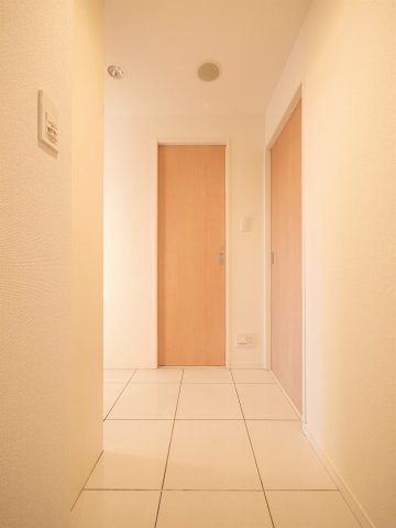 ＡＲＴＥＳＳＩＭＯ　ＬＩＮＫ　ＣＲＯＳＳのエントランス